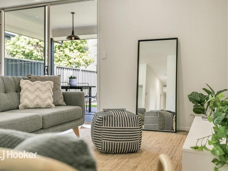 43 Minkie Avenue, Mitchell Park SA 5043
