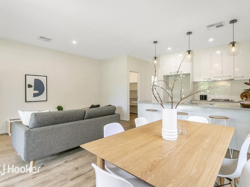 43 Minkie Avenue, Mitchell Park SA 5043