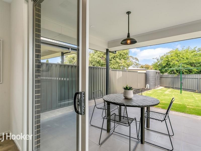 43 Minkie Avenue, Mitchell Park SA 5043
