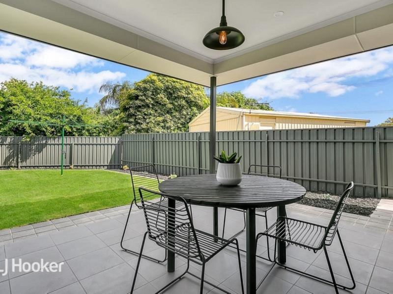 43 Minkie Avenue, Mitchell Park SA 5043