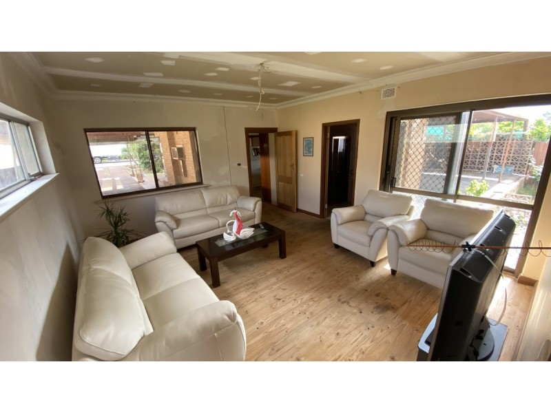 5 Essex Avenue, Clovelly Park SA 5042