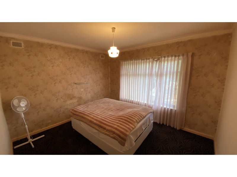 5 Essex Avenue, Clovelly Park SA 5042