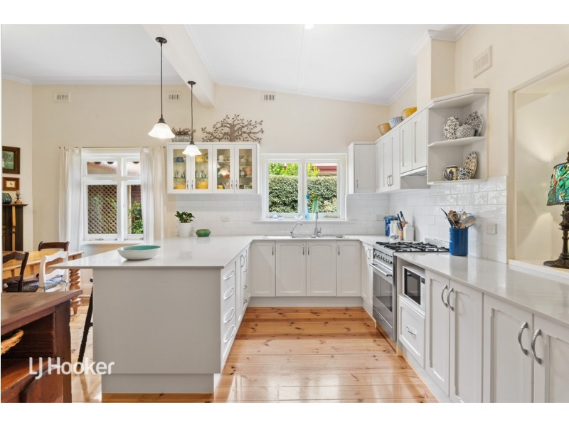 15 Maude Street, Glandore SA 5037