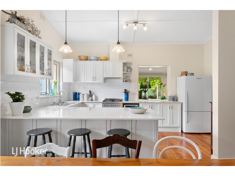 15 Maude Street, Glandore SA 5037