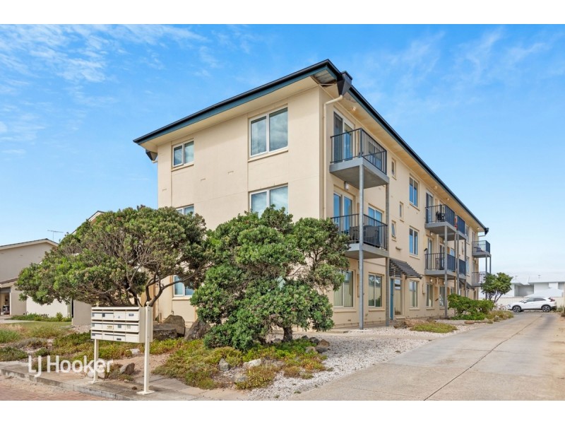 2/52 North Esplanade, Glenelg North SA 5045
