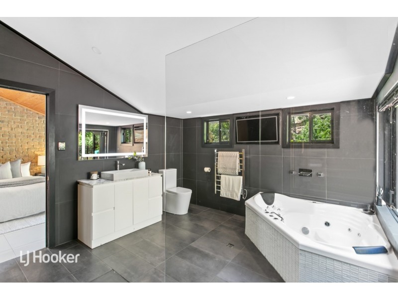 14 Jikara Drive, Glen Osmond SA 5064