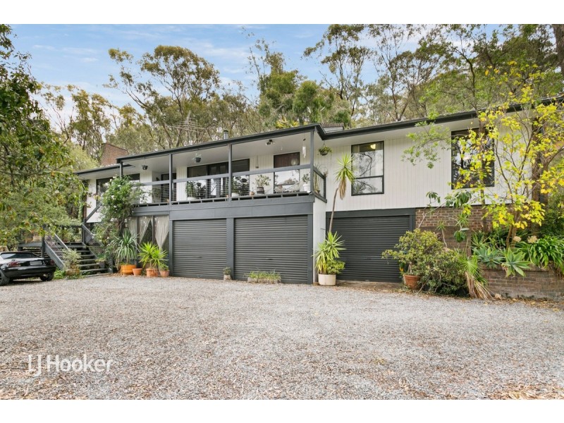 1 Waratah Close, Belair SA 5052