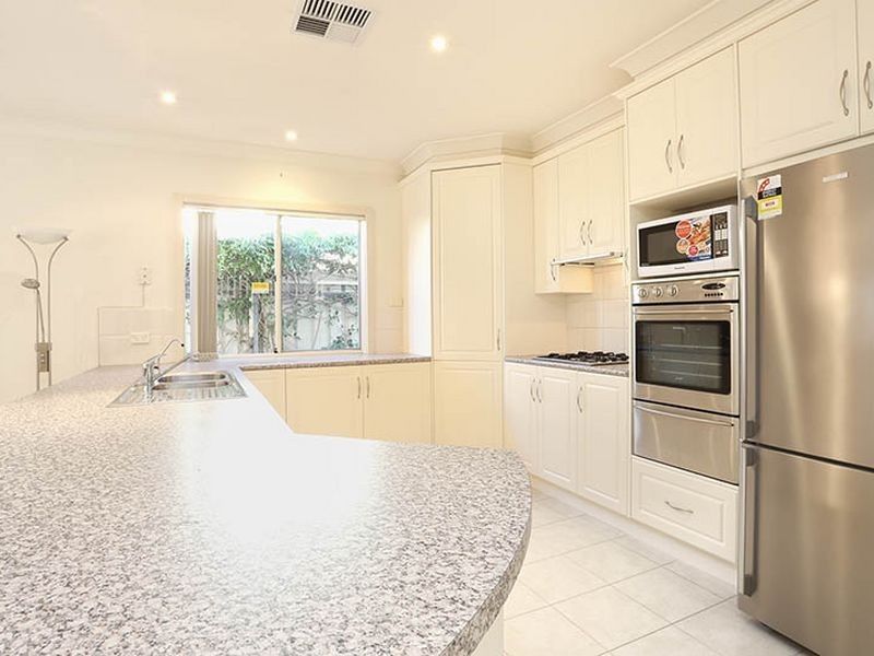 7 Pepperbox Court, Glenside SA 5065