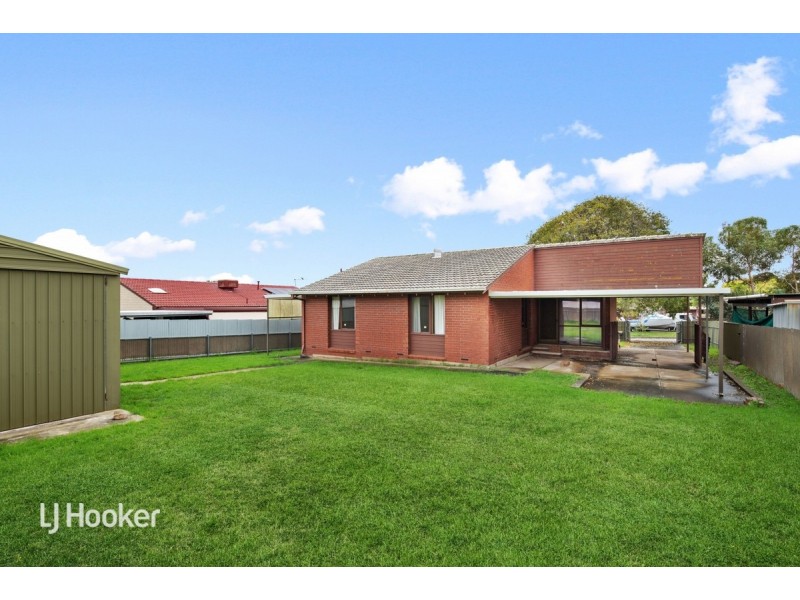17 Minorca Crescent, Hackham West SA 5163