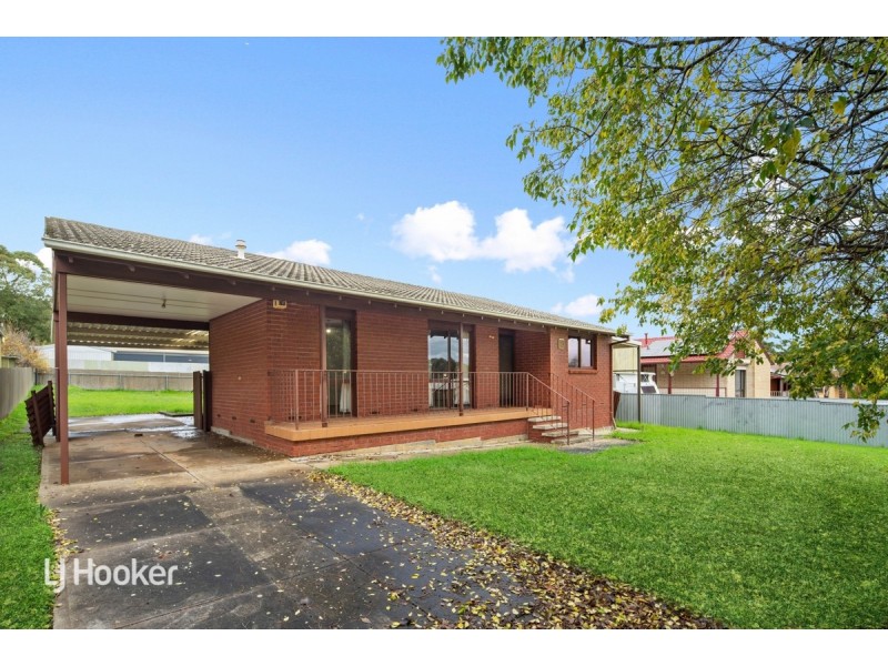 17 Minorca Crescent, Hackham West SA 5163
