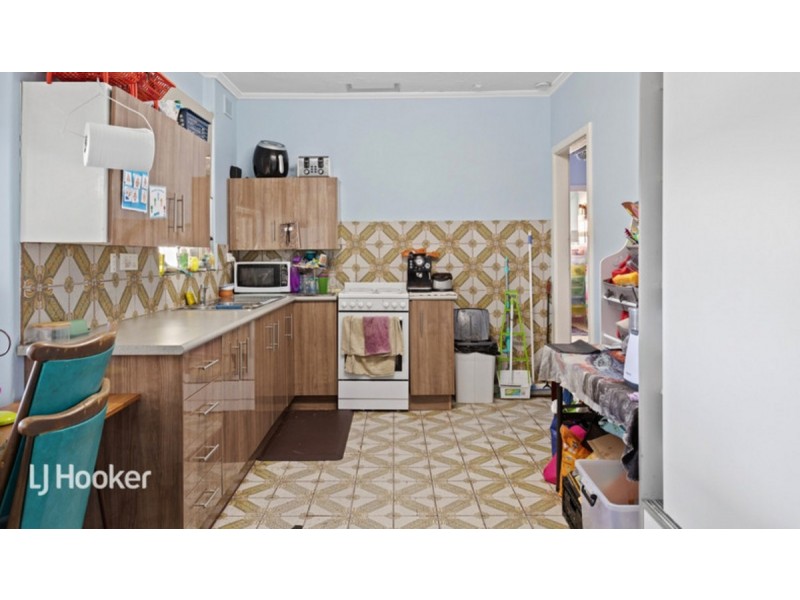 36 Rutherglen Avenue, Valley View SA 5093