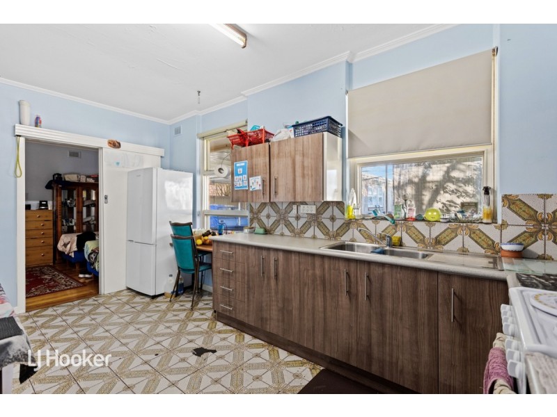 36 Rutherglen Avenue, Valley View SA 5093