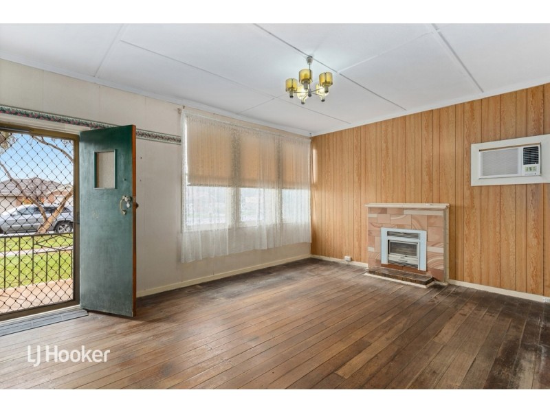 1 Longford Crescent, Ferryden Park SA 5010