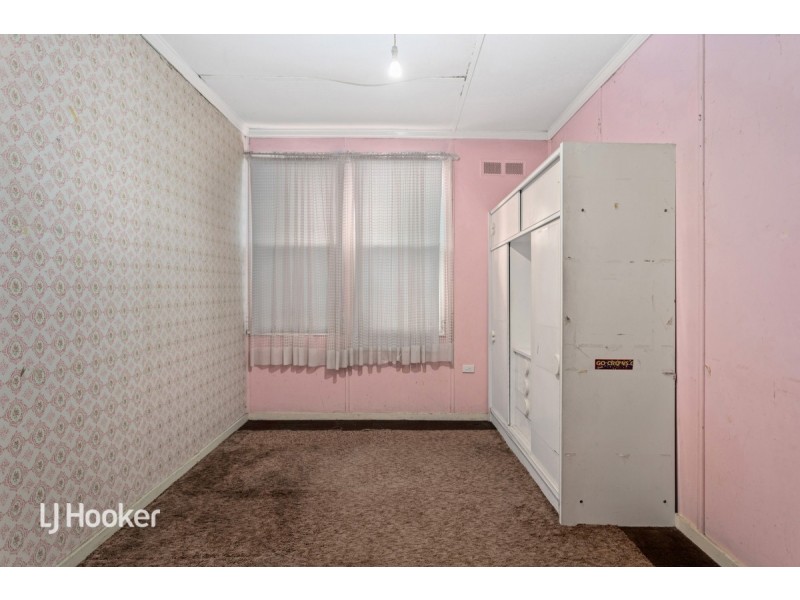 1 Longford Crescent, Ferryden Park SA 5010