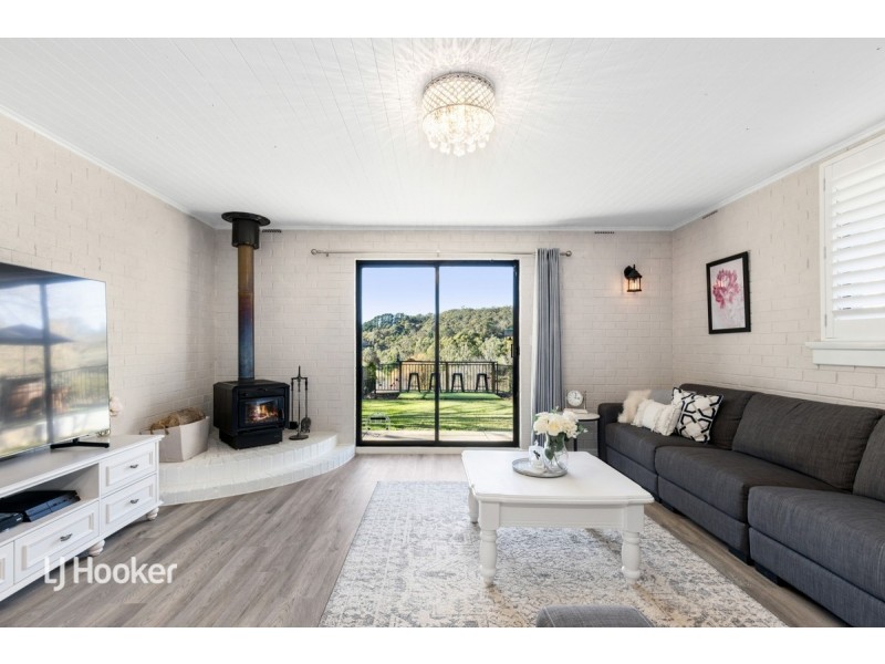7 Debneys Road, Norton Summit SA 5136