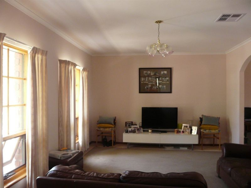 5 Allendale Grove, Stonyfell SA 5066