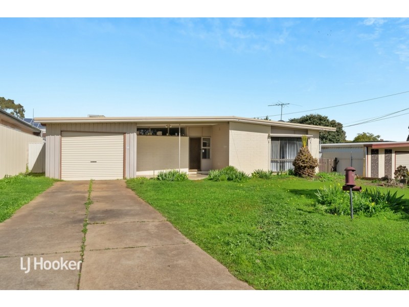 19 Warrigal Street, Para Hills SA 5096