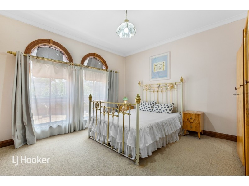 33 Blythewood Road, Torrens Park SA 5062