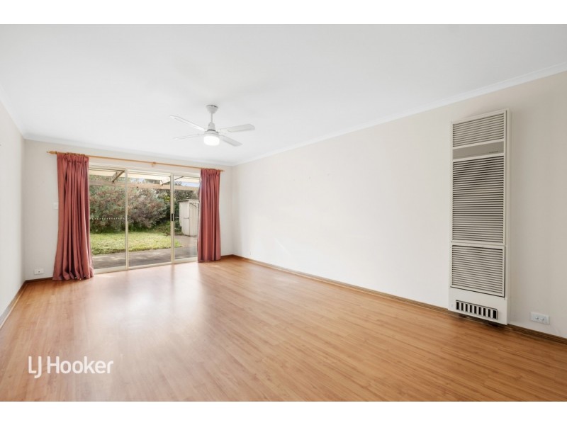 17 Lantern Drive, Seaford Rise SA 5169