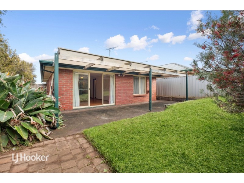 17 Lantern Drive, Seaford Rise SA 5169