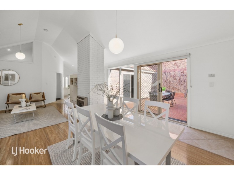 4 Carrondown Walk, Brompton SA 5007