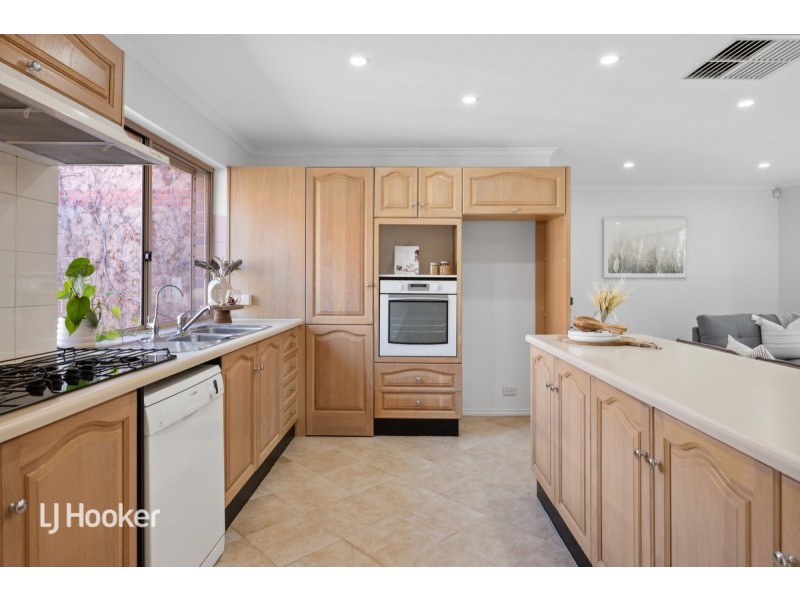 4 Carrondown Walk, Brompton SA 5007