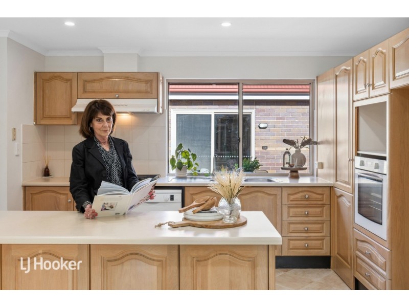 4 Carrondown Walk, Brompton SA 5007