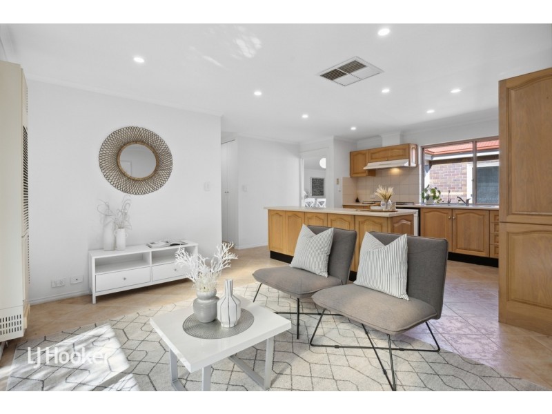 4 Carrondown Walk, Brompton SA 5007
