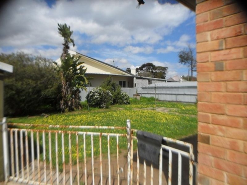 8 Kensington Crescent, Enfield SA 5085