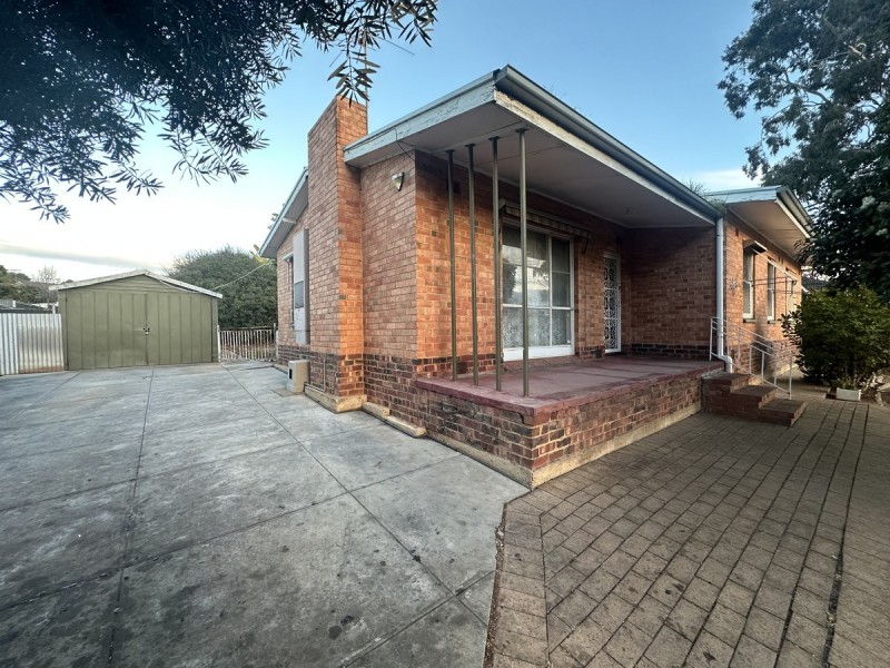 8 Kensington Crescent, Enfield SA 5085