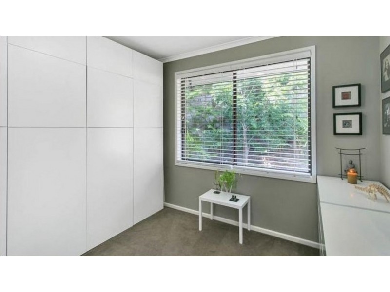 9 Seaview Road, Mount Osmond SA 5064