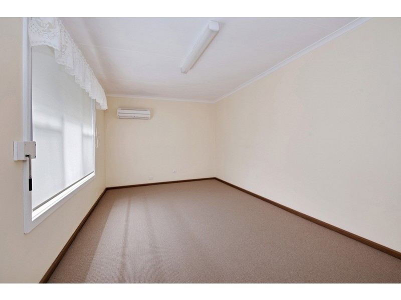 36 Sampson Road, Mitchell Park SA 5043