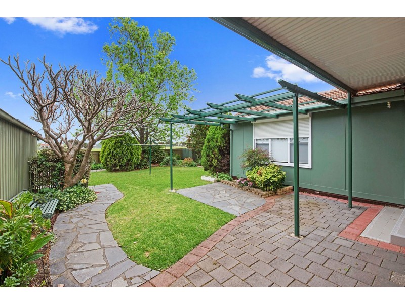 36 Sampson Road, Mitchell Park SA 5043