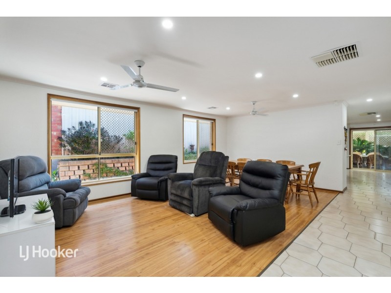 24 Rotz Court, Golden Grove SA 5125