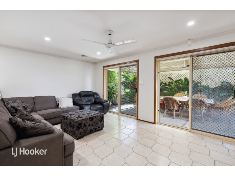 24 Rotz Court, Golden Grove SA 5125