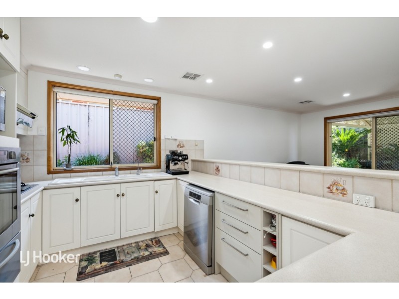 24 Rotz Court, Golden Grove SA 5125