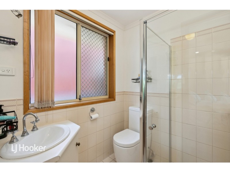 24 Rotz Court, Golden Grove SA 5125