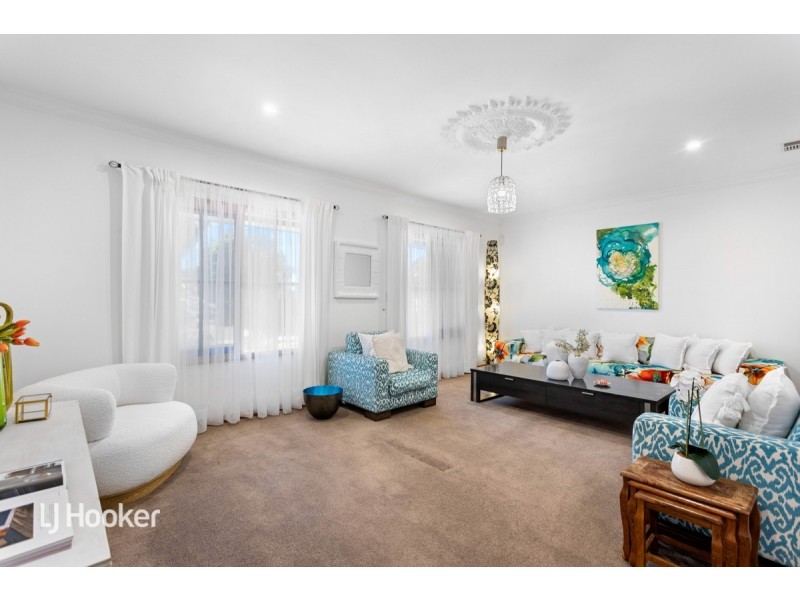 6 Kingfisher Circuit, Flagstaff Hill SA 5159