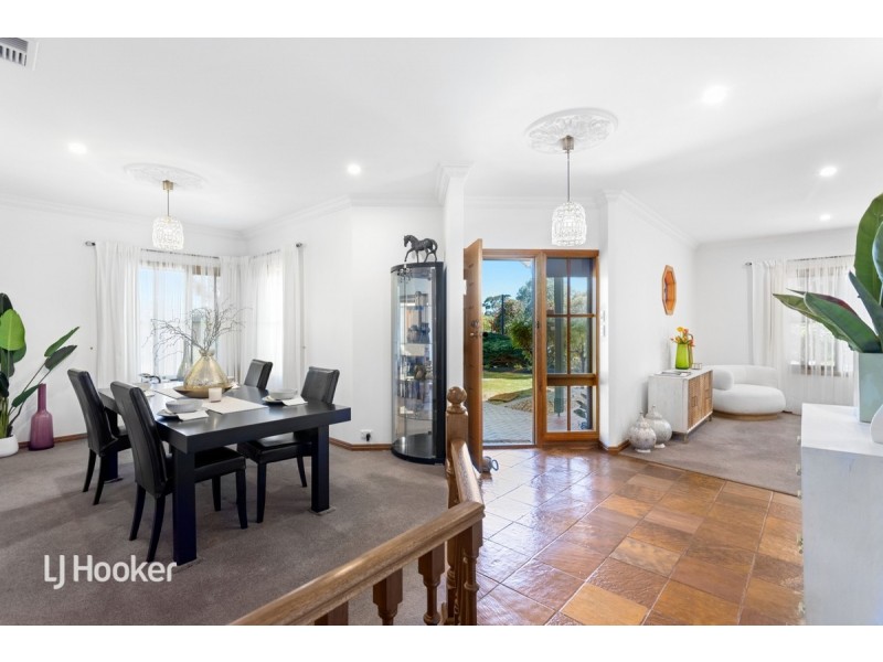 6 Kingfisher Circuit, Flagstaff Hill SA 5159