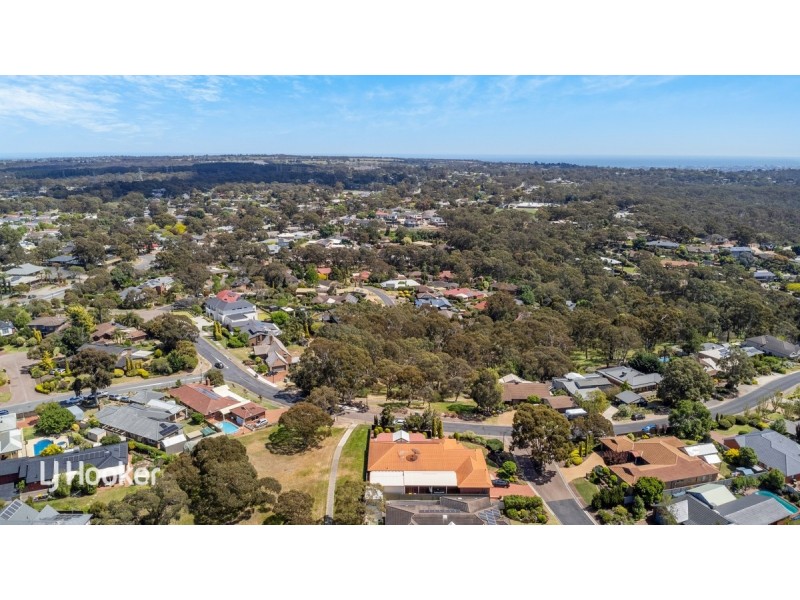 6 Kingfisher Circuit, Flagstaff Hill SA 5159