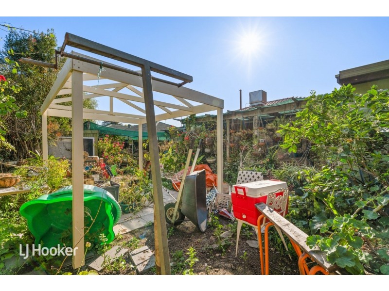 25 Wahroonga Avenue, Valley View SA 5093