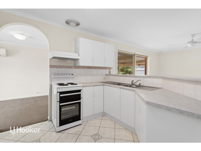 2 Sterling Court, Smithfield Plains SA 5114