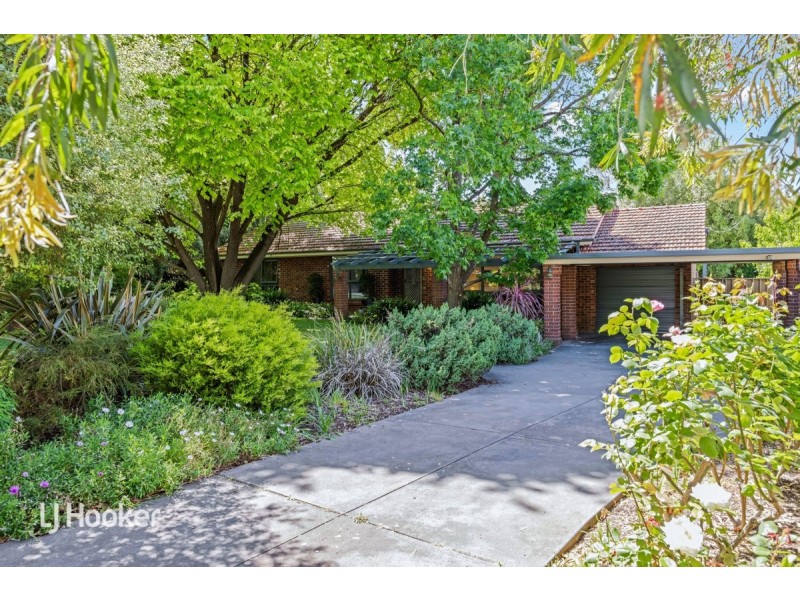 10 Hillridge Drive, Belair SA 5052