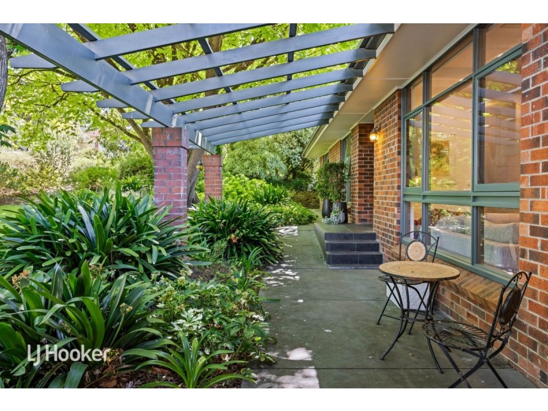 10 Hillridge Drive, Belair SA 5052