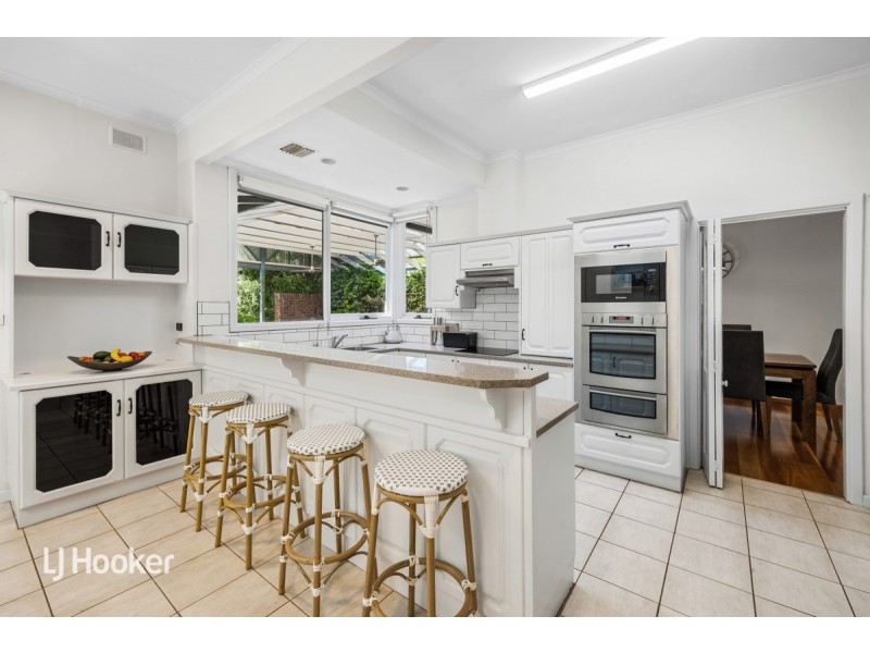 10 Hillridge Drive, Belair SA 5052