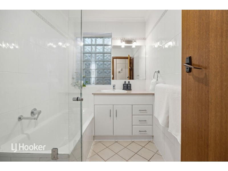 10 Hillridge Drive, Belair SA 5052