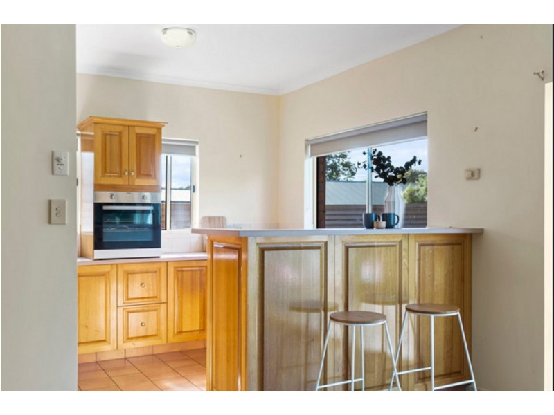21 John Avenue, Tranmere SA 5073