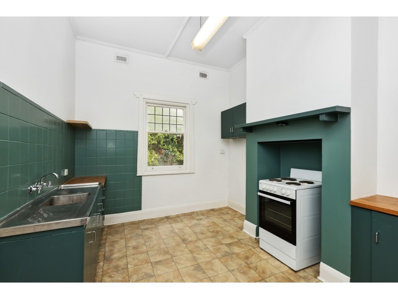 4 Canterbury Avenue, Trinity Gardens SA 5068