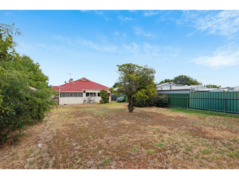 4 Canterbury Avenue, Trinity Gardens SA 5068
