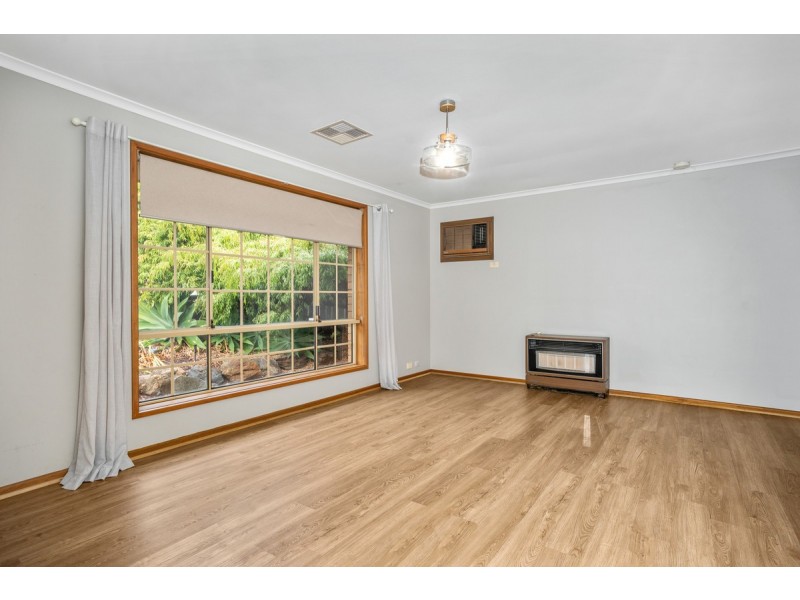 3 Ash Street, Aberfoyle Park SA 5159